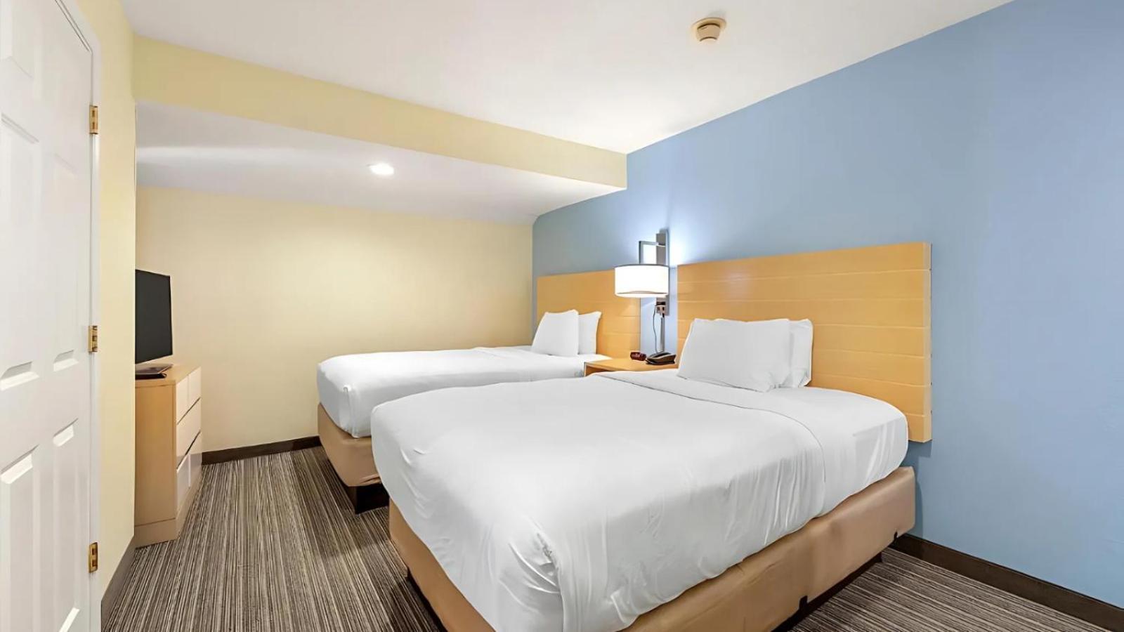 โซเนสตา อีเอส สวีท ชารอนวิลล์ เวสต์ Hotel ภายนอก รูปภาพ