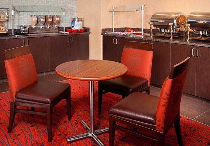 โซเนสตา อีเอส สวีท ชารอนวิลล์ เวสต์ Hotel ภายนอก รูปภาพ